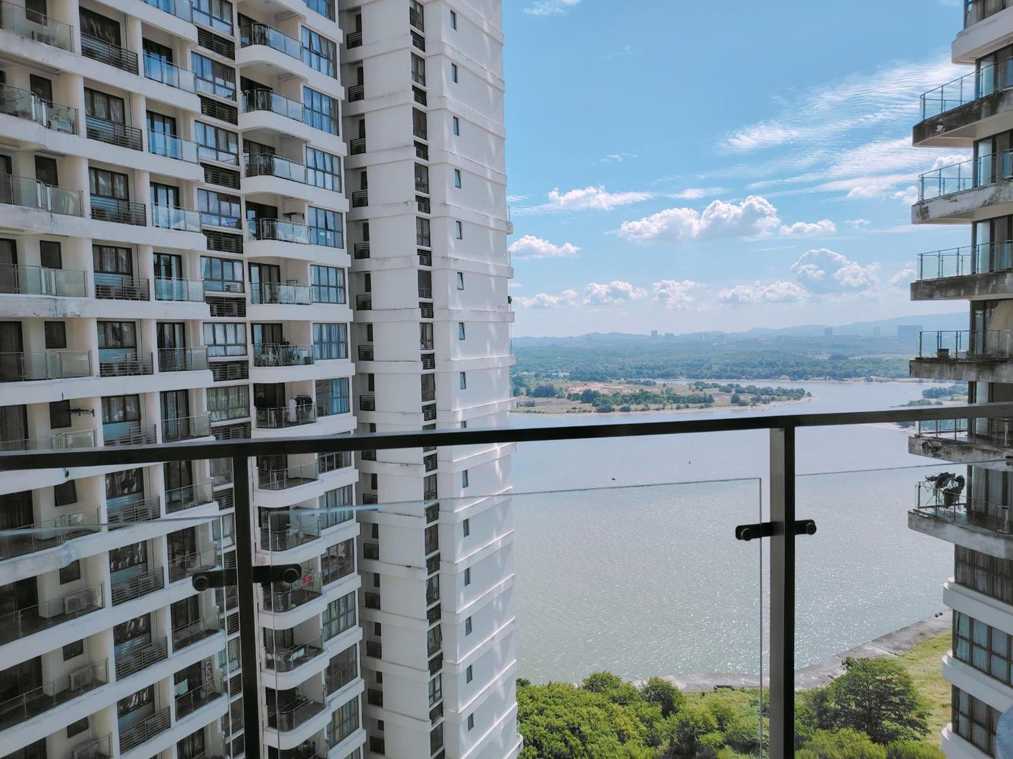 Danga Bay Seaview Johor Bahru By One 9 Place Esterno foto